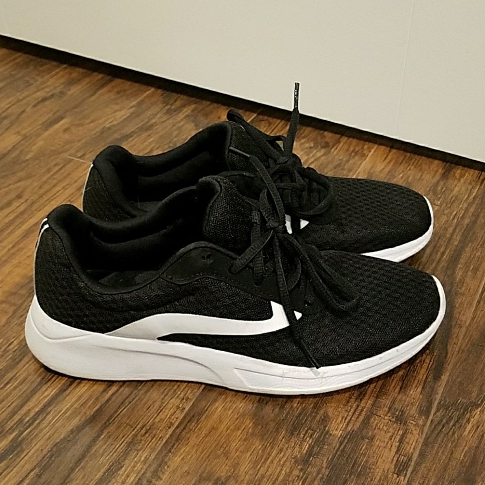 Black Memory Foam Sneakers 7